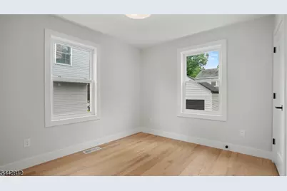 209 Columbia Ave, Cranford Township, NJ 07016 - Photo 12
