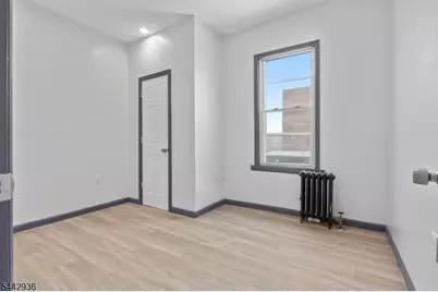 211 N 13th St #2, Newark, NJ 07107 - Photo 8