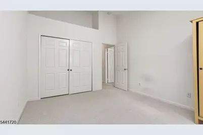 82 Smithfield Ct, Bernards Township, NJ 07920 - Photo 14