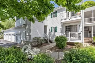 82 Smithfield Ct, Bernards Township, NJ 07920 - Photo 26