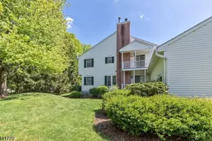 82 Smithfield Ct, Bernards Township, NJ 07920 - Photo 22