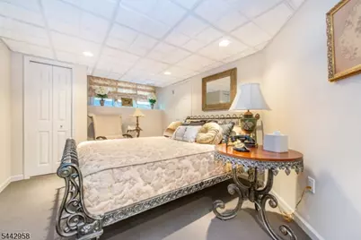 32 Robinhood Dr, Mountain Lakes, NJ 07046 - Photo 26