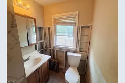 52 Olympic Ter, Irvington, NJ 07111 - Photo 10