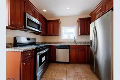 91 Mead St, Newark, NJ 07106 - Photo 2