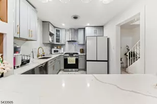 110 5 Clark Pl, Elizabeth, NJ 07206 - Photo 2