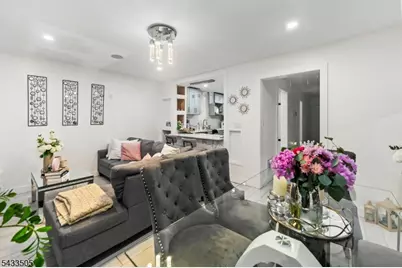 110.5 Clark Pl #.5, Elizabeth, NJ 07206 - Photo 4