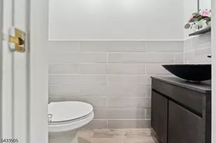 110 5 Clark Pl, Elizabeth, NJ 07206 - Photo 8