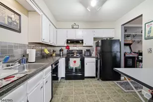 15 Wood Duck Ct, Allamuchy Township, NJ 07840 - Photo 12