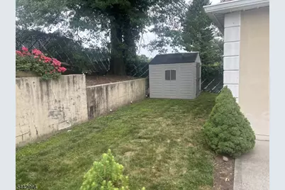 30 Meriline Ave, Woodland Park, NJ 07424 - Photo 16