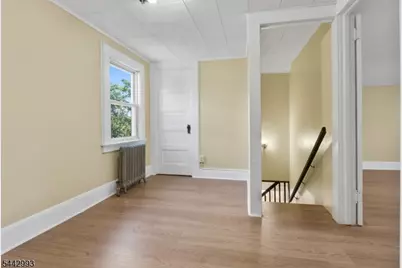 196 Broughton Ave, Bloomfield, NJ 07003 - Photo 16