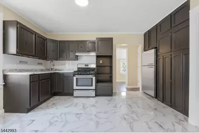 196 Broughton Ave, Bloomfield, NJ 07003 - Photo 2