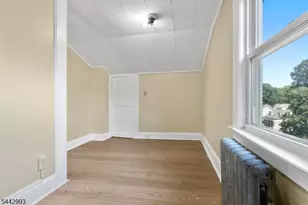 196 Broughton Ave, Bloomfield, NJ 07003 - Photo 18