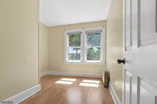 196 Broughton Ave, Bloomfield, NJ 07003 - Photo 20