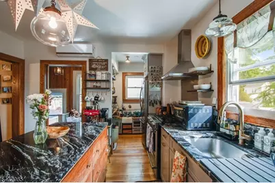110 Lyons Pl, Springfield, NJ 07081 - Photo 10