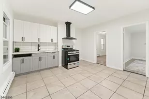 334 Pine St, Elizabeth, NJ 07206 - Photo 6