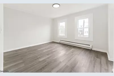 334 Pine St, Elizabeth, NJ 07206 - Photo 12