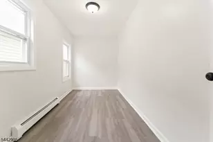334 Pine St, Elizabeth, NJ 07206 - Photo 10