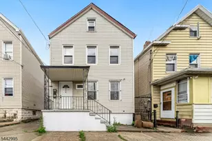 334 Pine St, Elizabeth, NJ 07206 - Photo 24