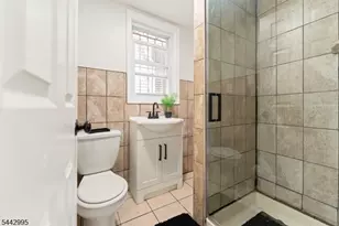 334 Pine St, Elizabeth, NJ 07206 - Photo 20