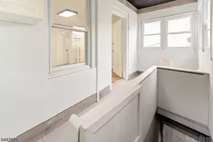 334 Pine St, Elizabeth, NJ 07206 - Photo 22