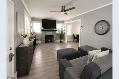 39 Park Dr South, West Orange Township, NJ 07052 - Photo 2