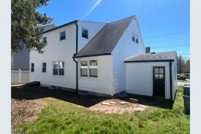 623 Livingston Rd, Elizabeth, NJ 07208 - Photo 2