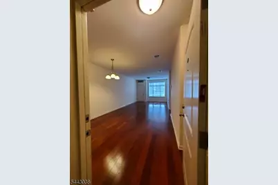 104 E Elizabeth Ave #207, Linden, NJ 07036 - Photo 4