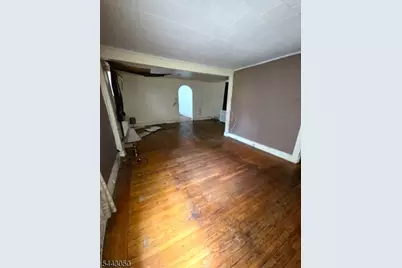254 Glenwood Ave, East Orange, NJ 07017 - Photo 6