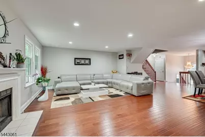 4506 Stonehedge Rd, Edison Twp., NJ 08820 - Photo 16