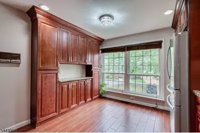 4506 Stonehedge Rd, Edison Twp., NJ 08820 - Photo 24