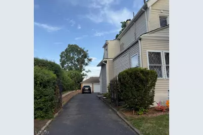 20 Ridge St, Orange, NJ 07050 - Photo 2
