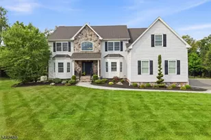 284 Shelburne Pl, Hillsborough Township, NJ 08844 - Photo 1