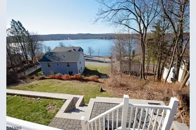 6 Lakeview Ter, Stanhope, NJ 07874 - Photo 4