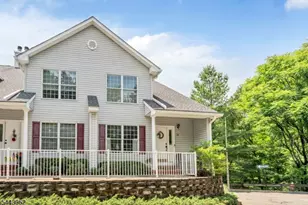 94 Heather Ln, Wyckoff Township, NJ 07481 - Photo 1