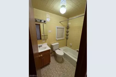 113 McWhorter St, Newark, NJ 07105 - Photo 6