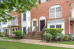 709 Dunn Cir, Bridgewater, NJ 08807 - Photo 2