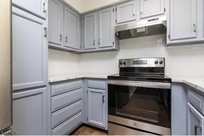 24 Wescott Road #24, Bedminster Township, NJ 07921 - Photo 12