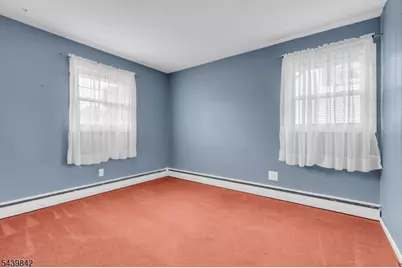 21 McGuire St, Woodbridge Township, NJ 08840 - Photo 16