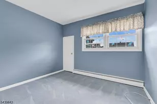 21 McGuire St, Woodbridge Township, NJ 08840 - Photo 18