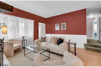 21 McGuire St, Woodbridge Township, NJ 08840 - Photo 6