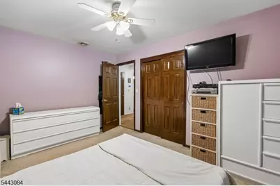 39 Robin Hood Way, Wayne, NJ 07470 - Photo 20
