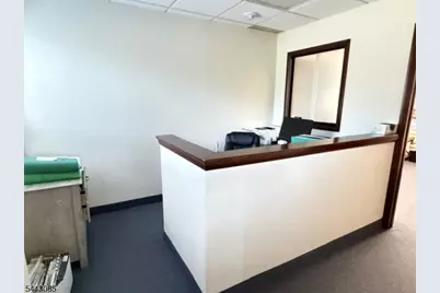 107 W Main St 1stfloor, Clinton, NJ 08809 - Photo 18