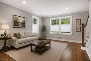 8 Phyllis Pl, Randolph Township, NJ 07869 - Photo 6