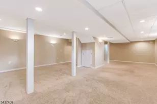 1 Pegasus Ct, Raritan Township, NJ 08551 - Photo 32