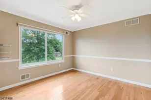 1 Pegasus Ct, Raritan Township, NJ 08551 - Photo 8