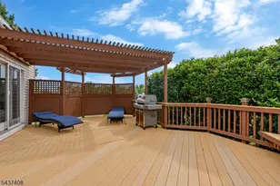 1 Pegasus Ct, Raritan Township, NJ 08551 - Photo 10
