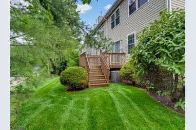 57 Victoria Dr, Franklin Township, NJ 08873 - Photo 32