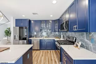 77 Chestnut St, Lodi, NJ 07644 - Photo 16