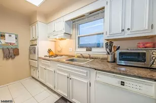 63 Roseland Ave, Caldwell, NJ 07006 - Photo 16