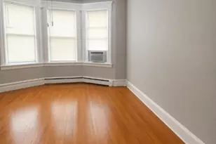 327 Amherst St, East Orange, NJ 07018 - Photo 4